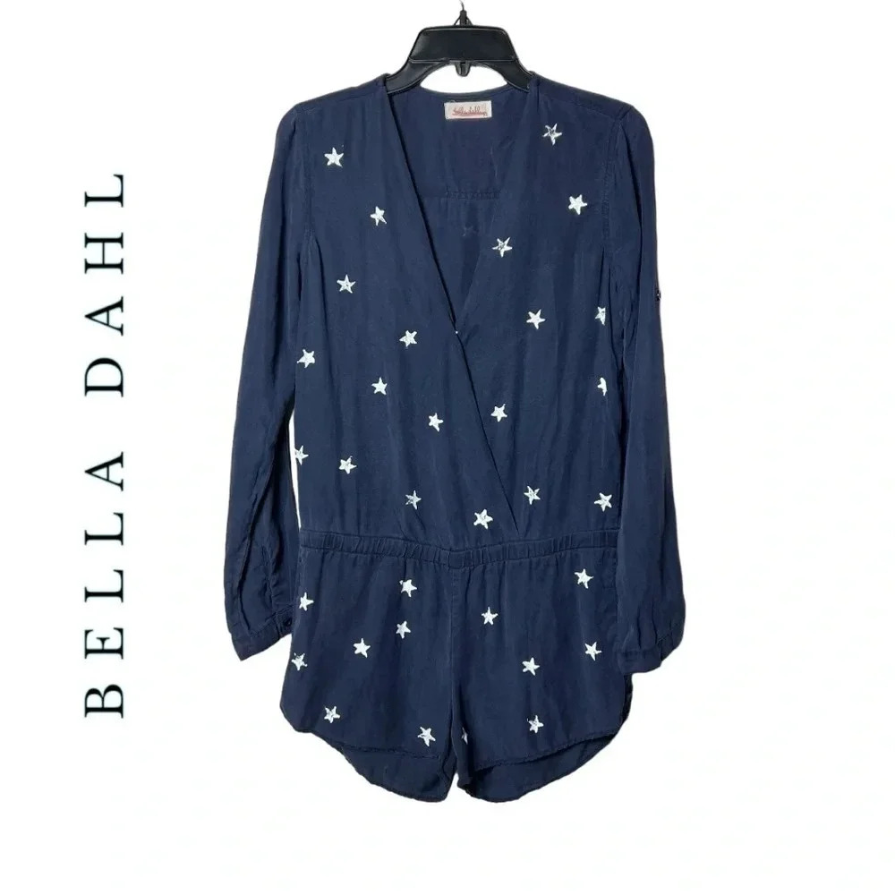 1692. BELLA DAHL LONG SLEEVE STAR PRINT ROMPER SIZE XSMALL NAVY BLUE/WHITE COLOR